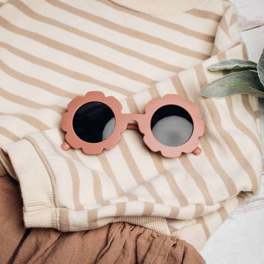 little girl mauve flower sunglasses